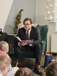 Czytanie Maluszkom na Święta